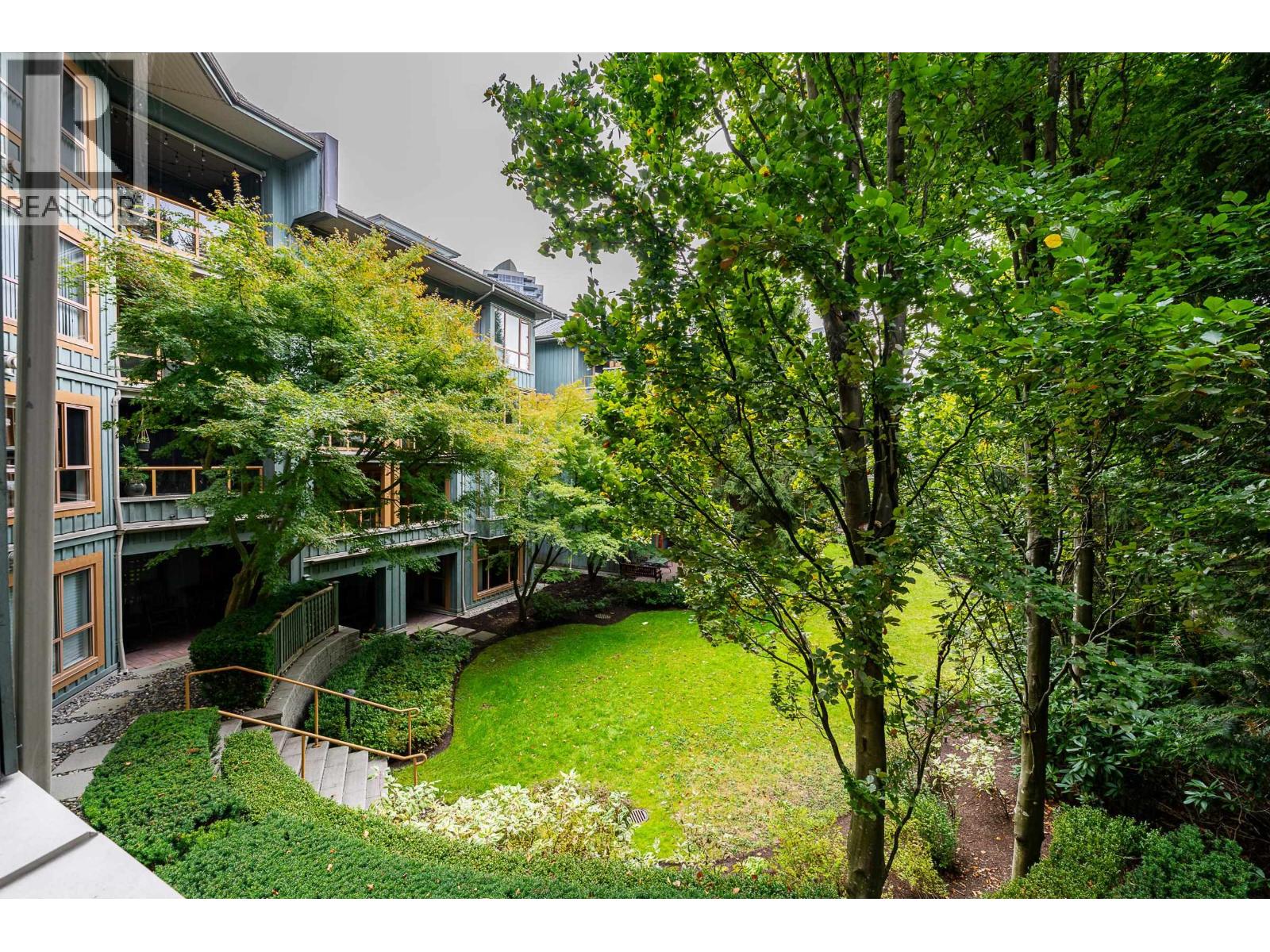 204 285 NEWPORT DRIVE, Port Moody