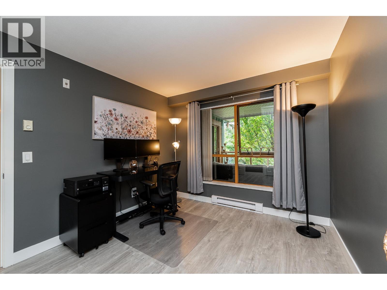 204 285 NEWPORT DRIVE, Port Moody