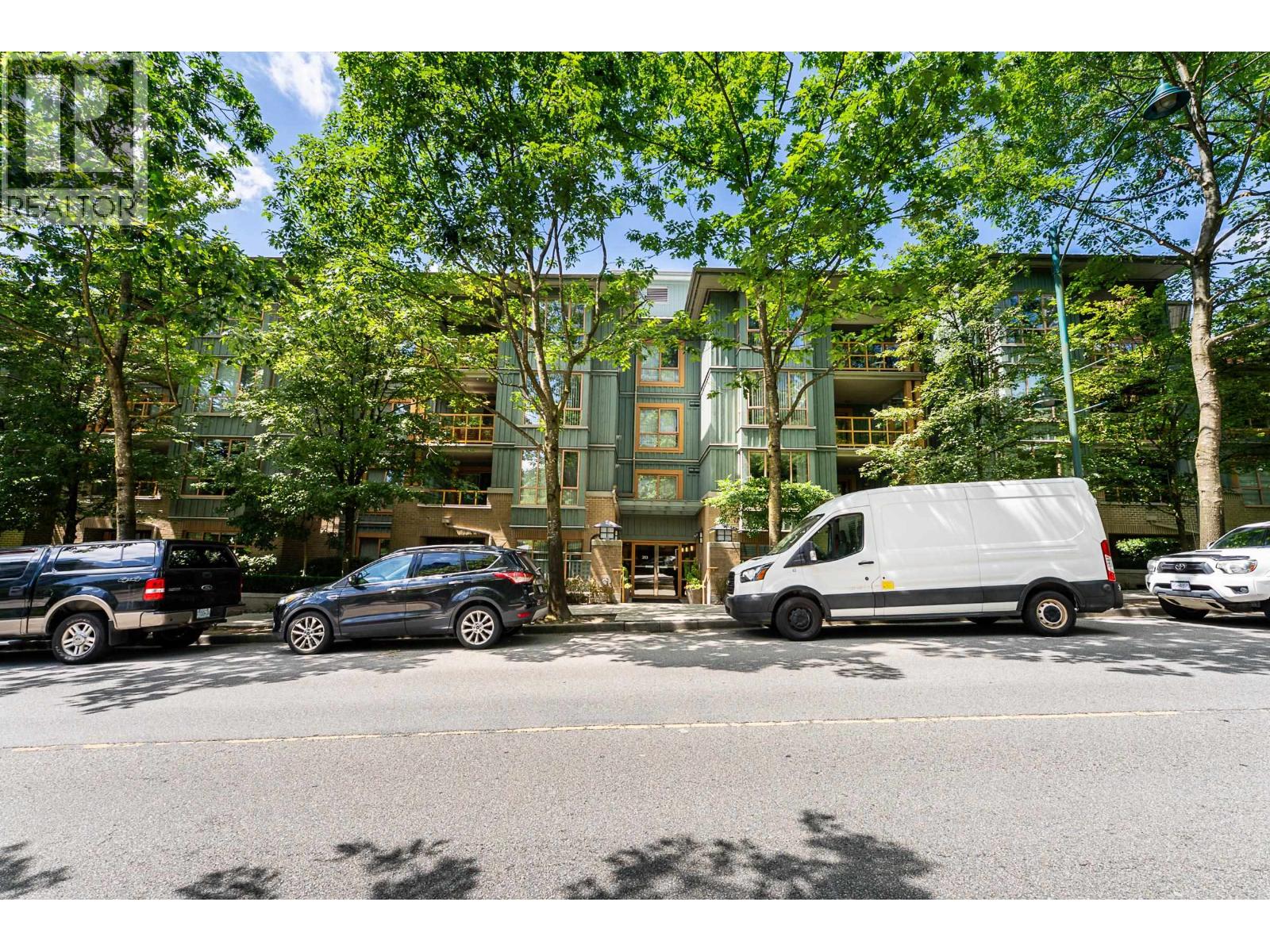 204 285 NEWPORT DRIVE, Port Moody