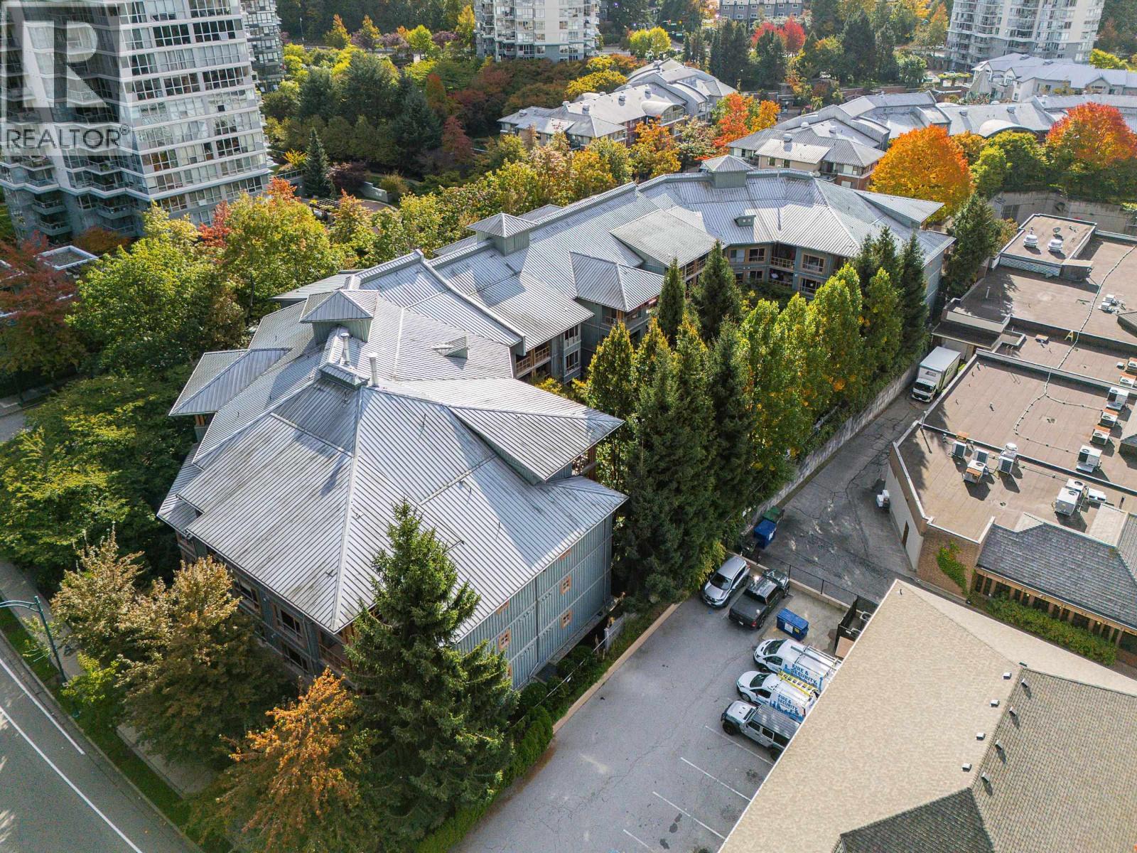 204 285 NEWPORT DRIVE, Port Moody