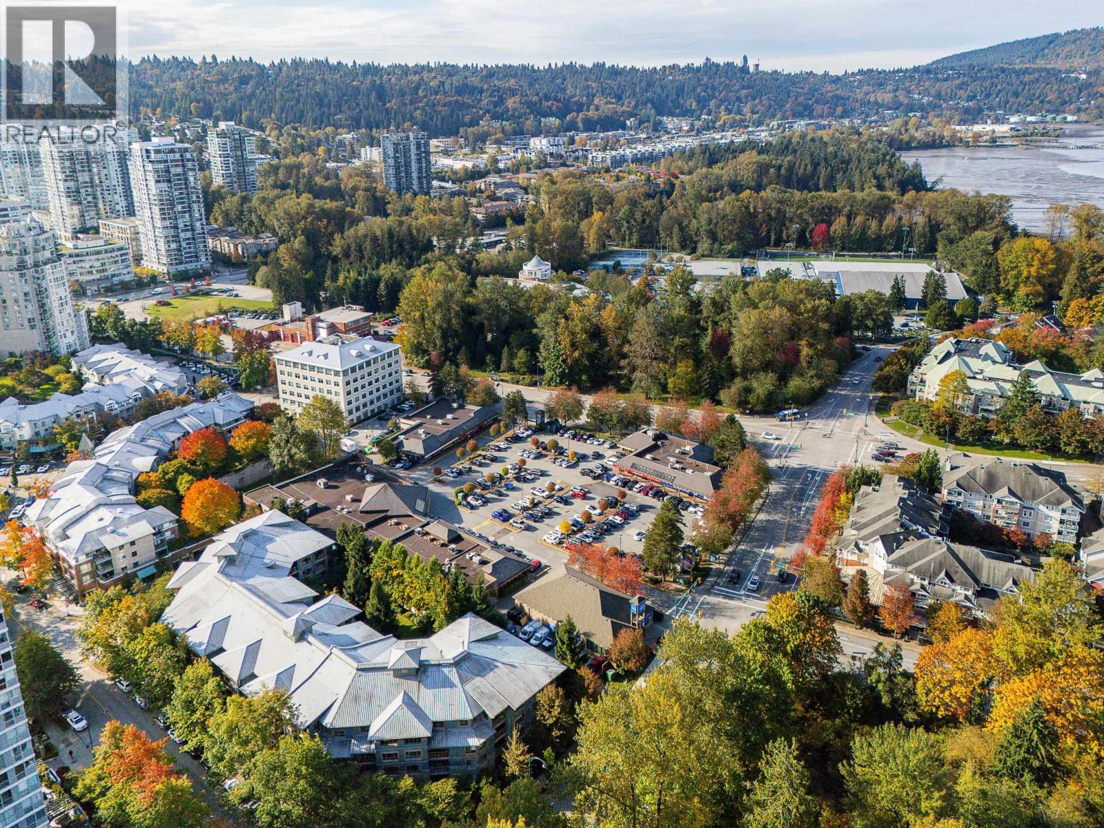 204 285 NEWPORT DRIVE, Port Moody