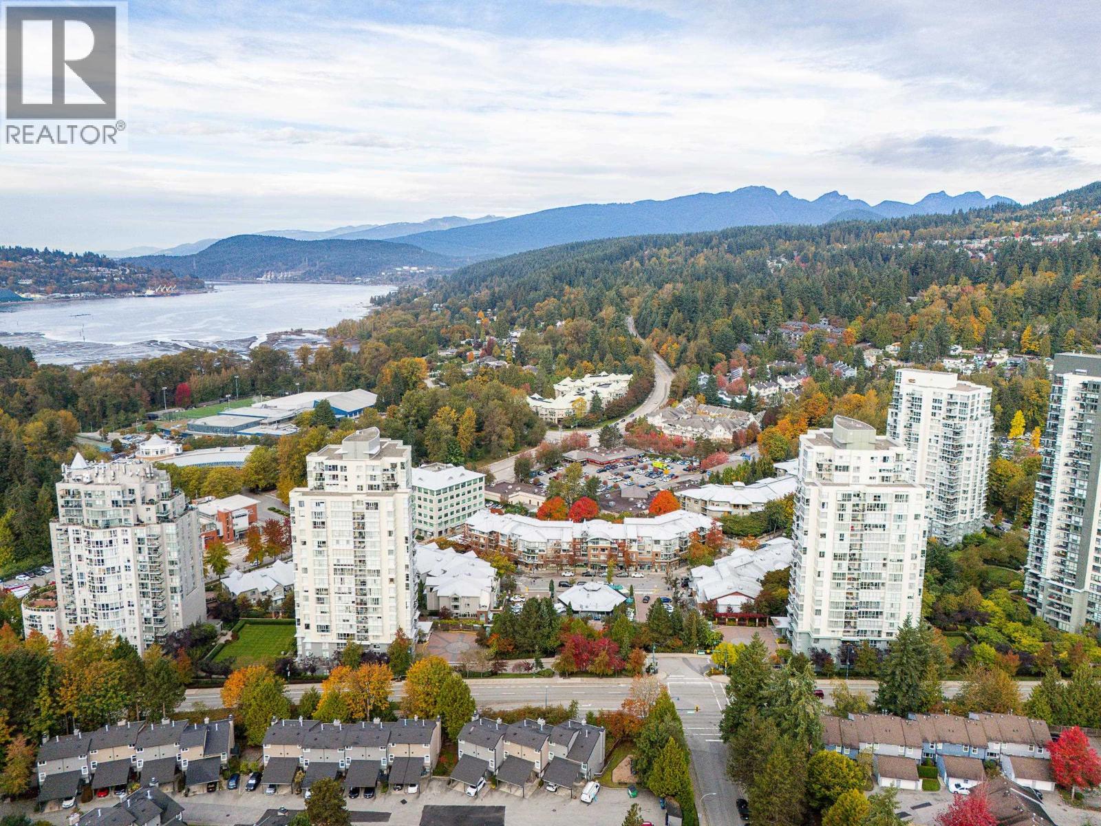 204 285 NEWPORT DRIVE, Port Moody