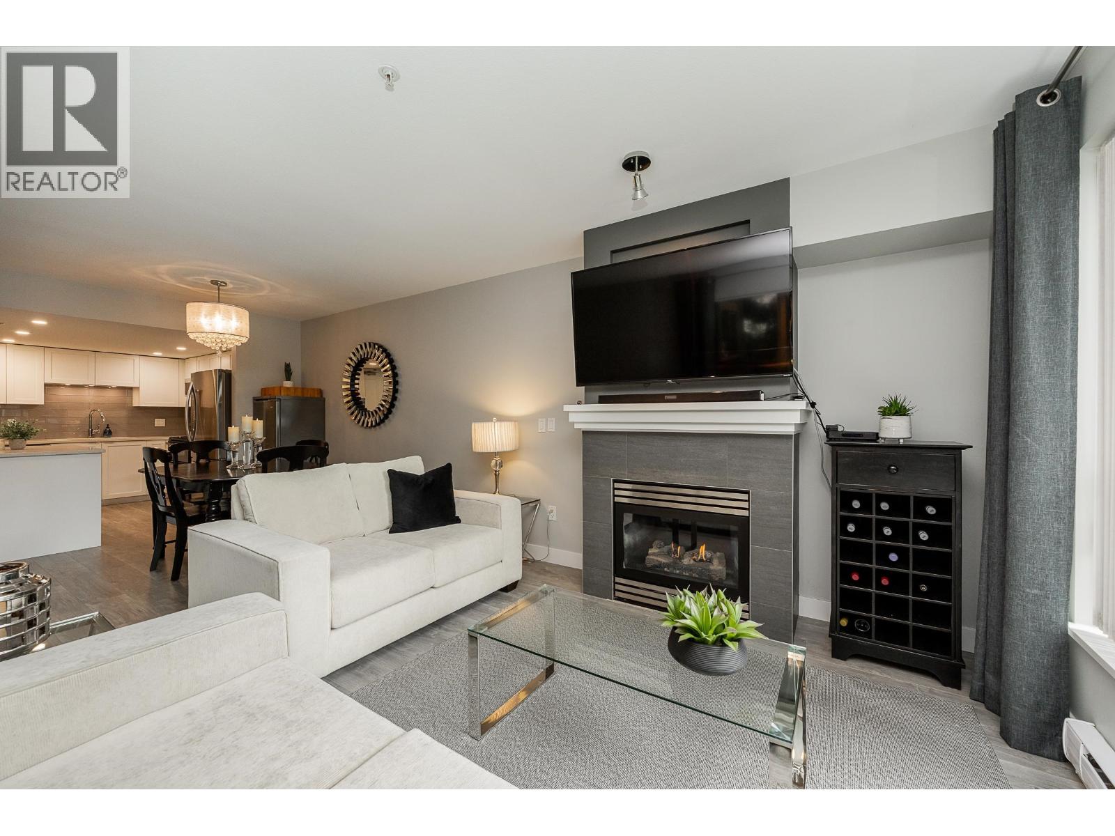 204 285 NEWPORT DRIVE, Port Moody