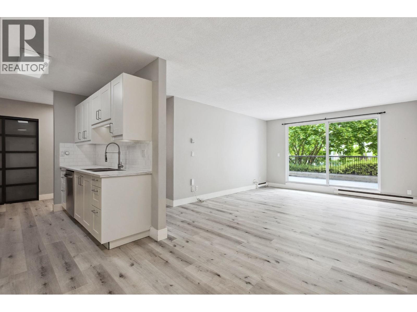 #110-4926 48 Avenue, Ladner