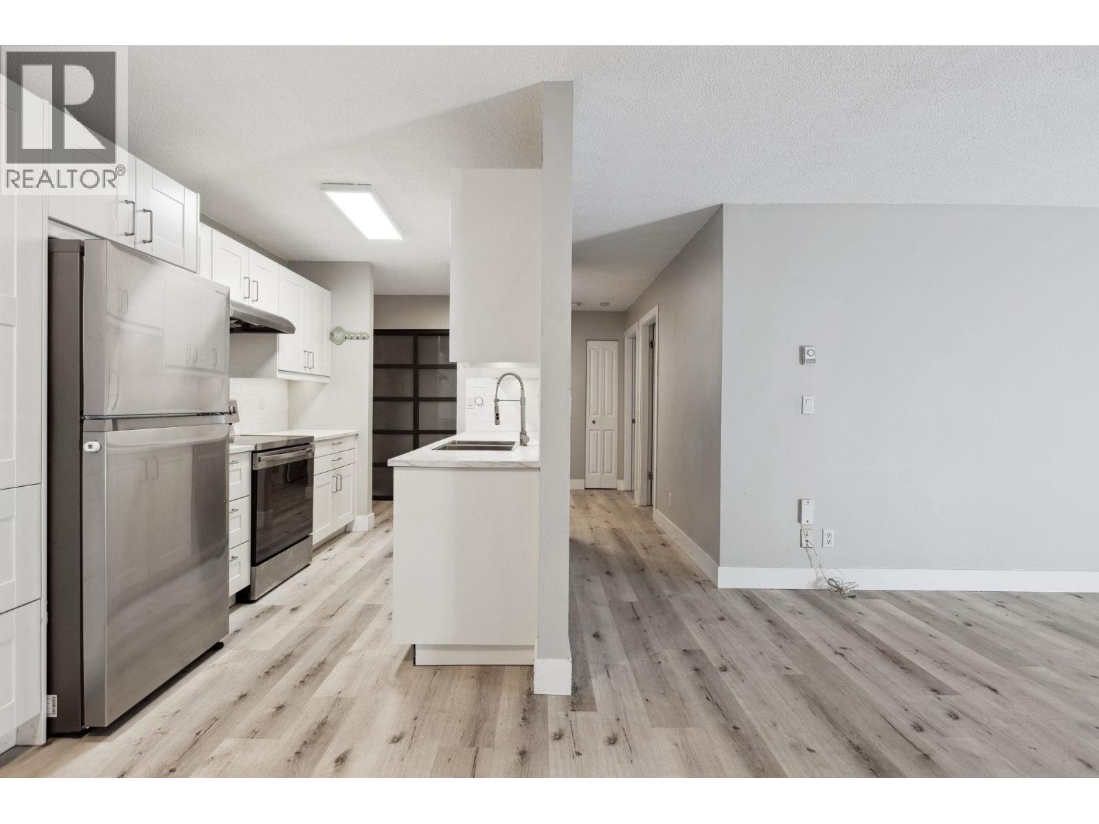 #110-4926 48 Avenue, Ladner