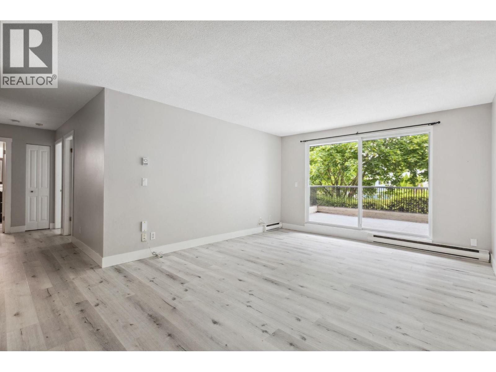 #110-4926 48 Avenue, Ladner