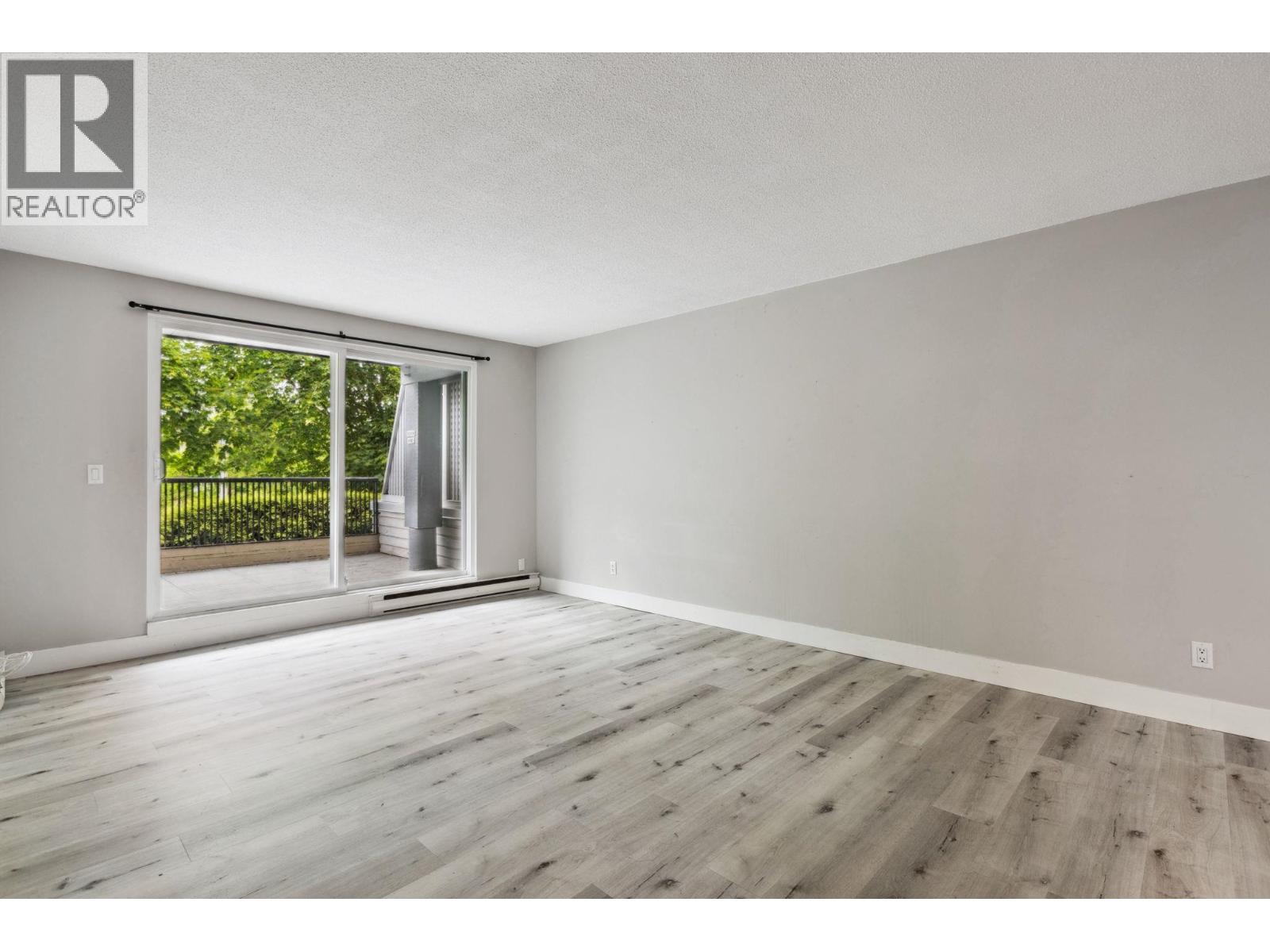 #110-4926 48 Avenue, Ladner