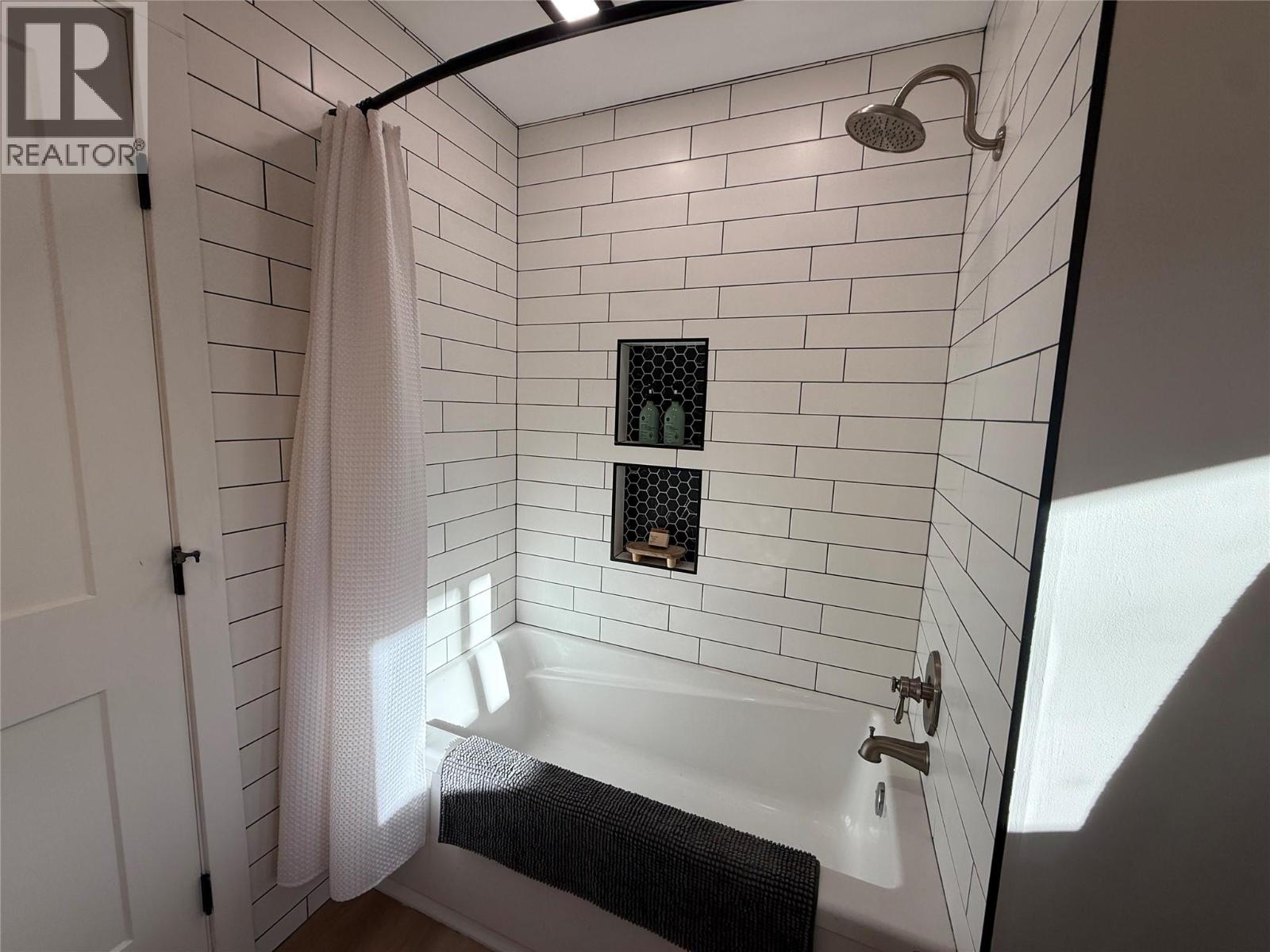 3988 Sweetwater Road, Dawson Creek