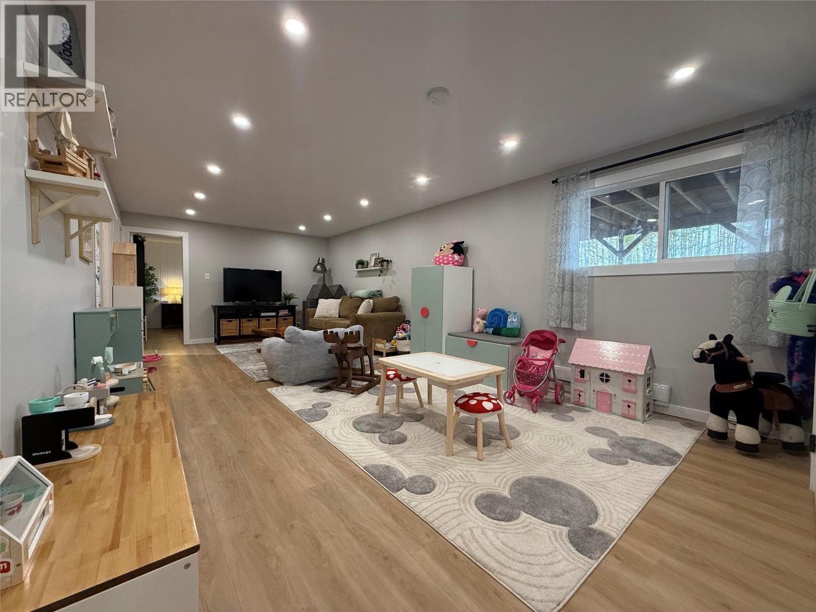 3988 Sweetwater Road, Dawson Creek