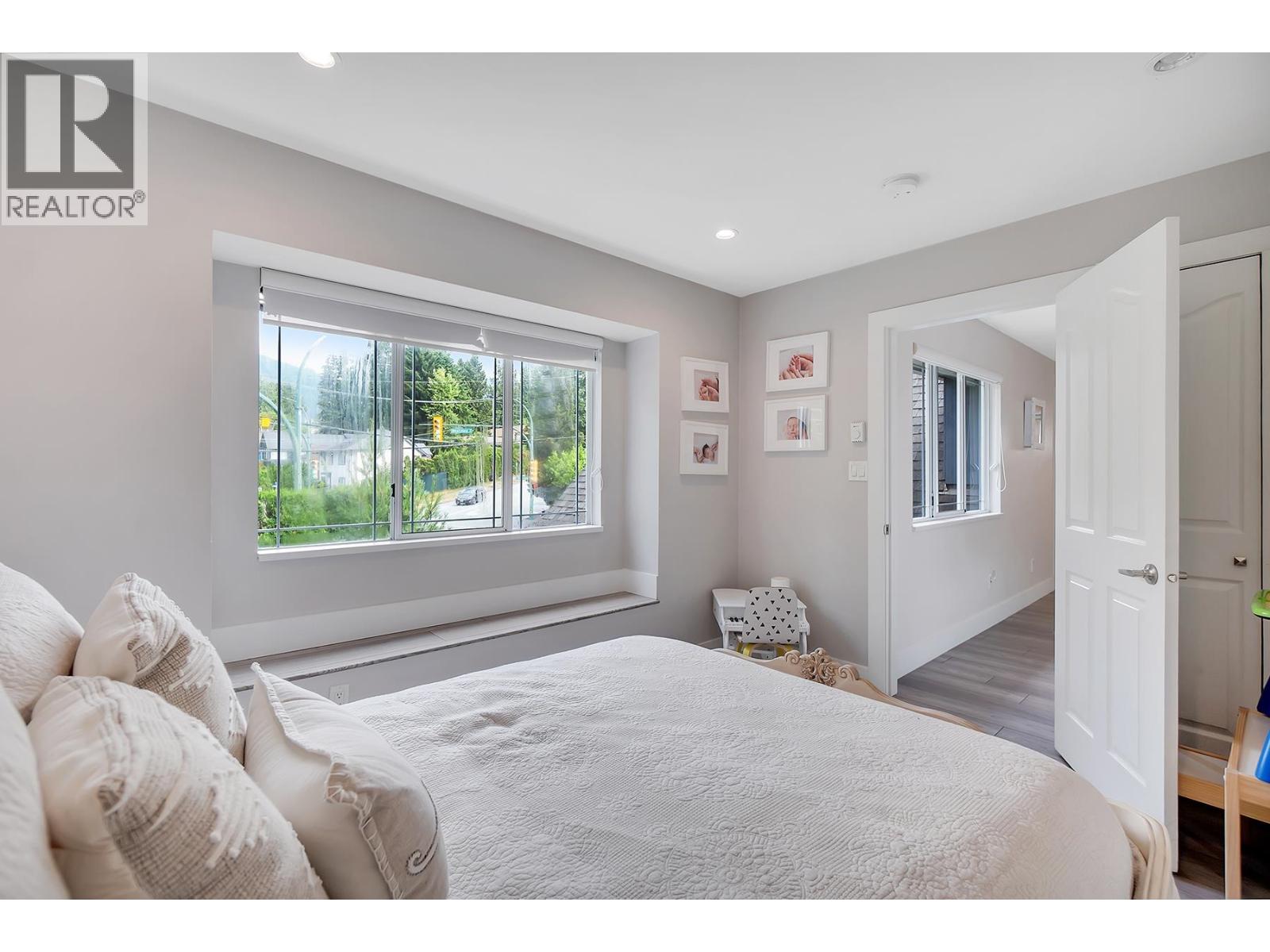 633 FIR STREET, North Vancouver