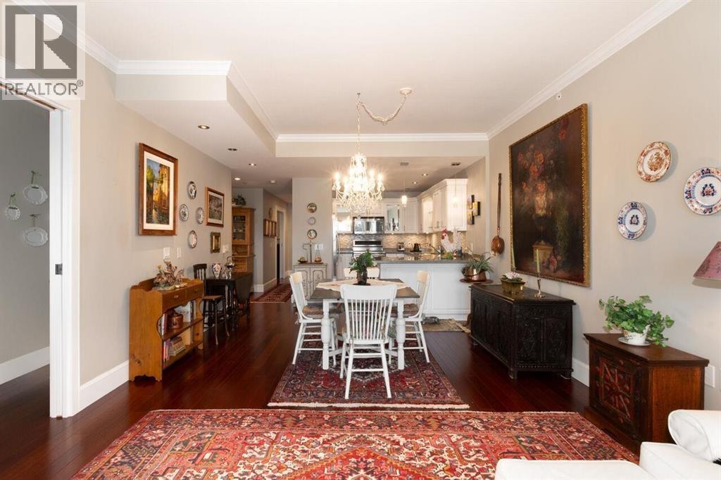 21 1180 25TH STREET, West Vancouver