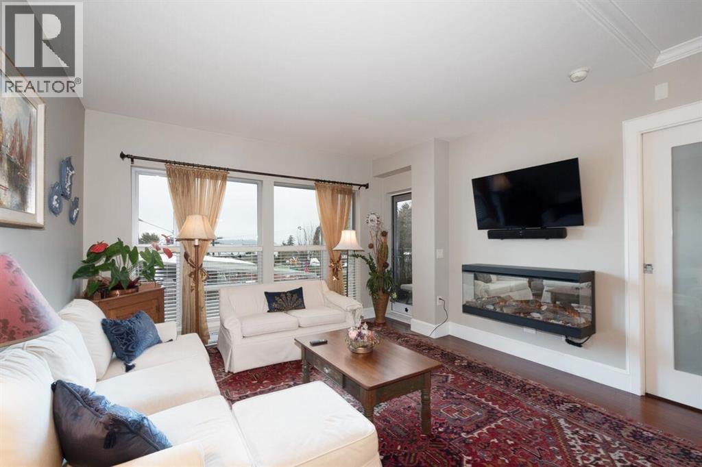 21 1180 25TH STREET, West Vancouver