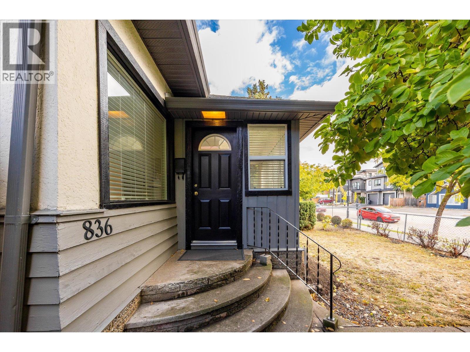  836 Cawston Avenue, Kelowna