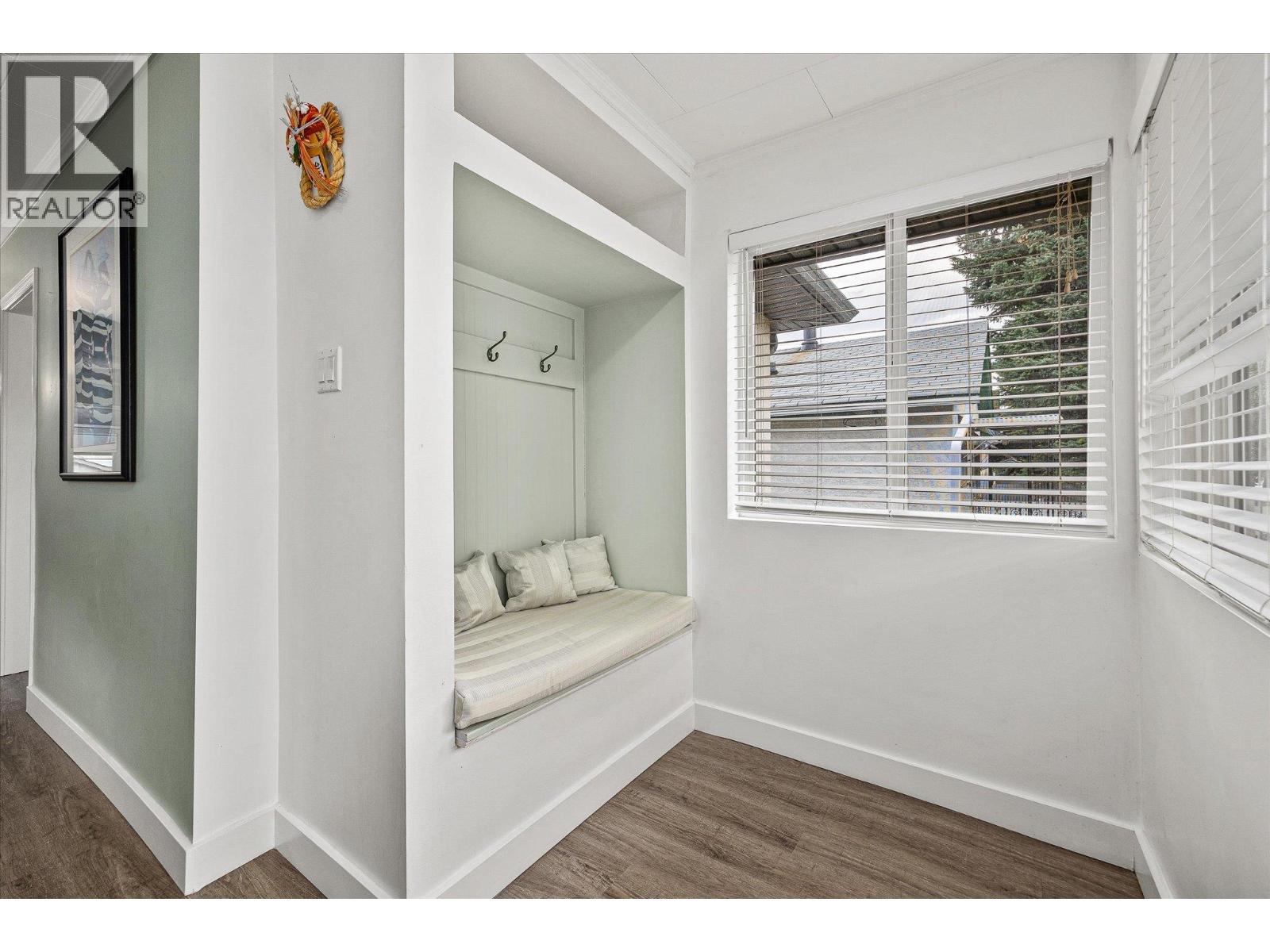  836 Cawston Avenue, Kelowna