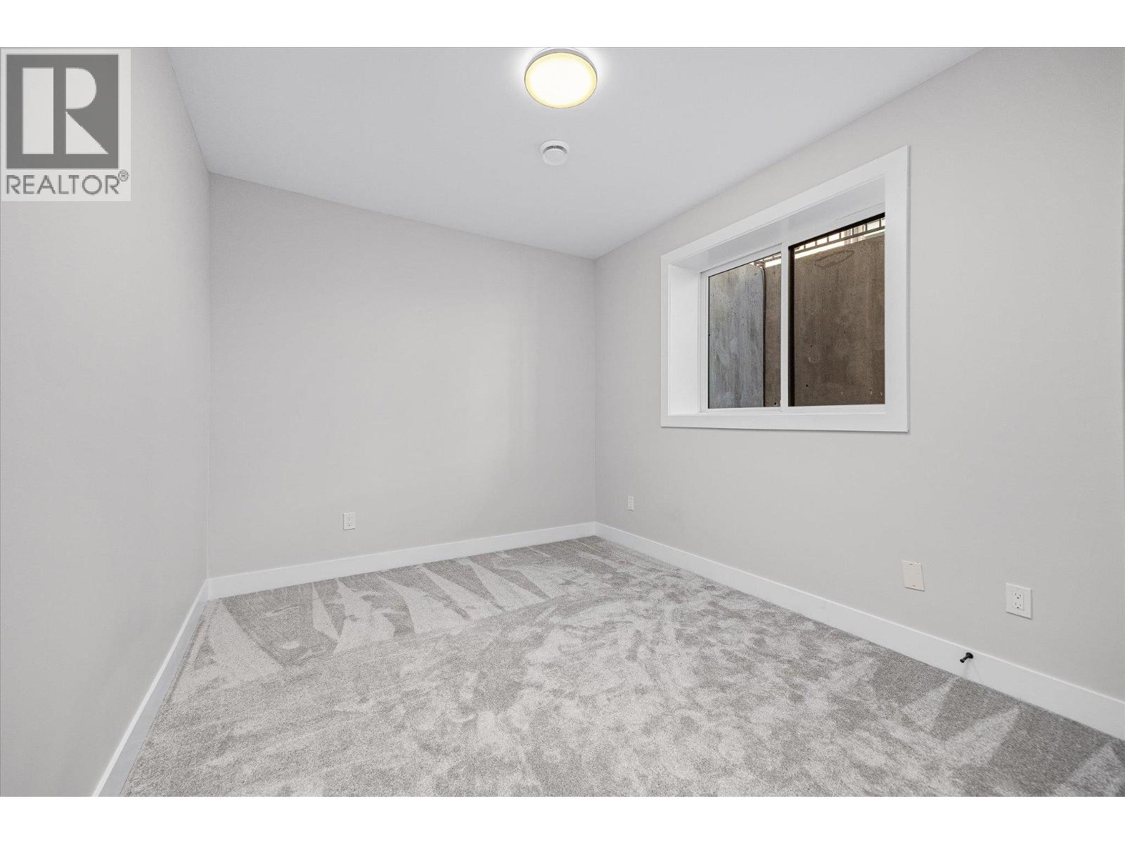  1675 HARBOUR VIEW Crescent, West Kelowna