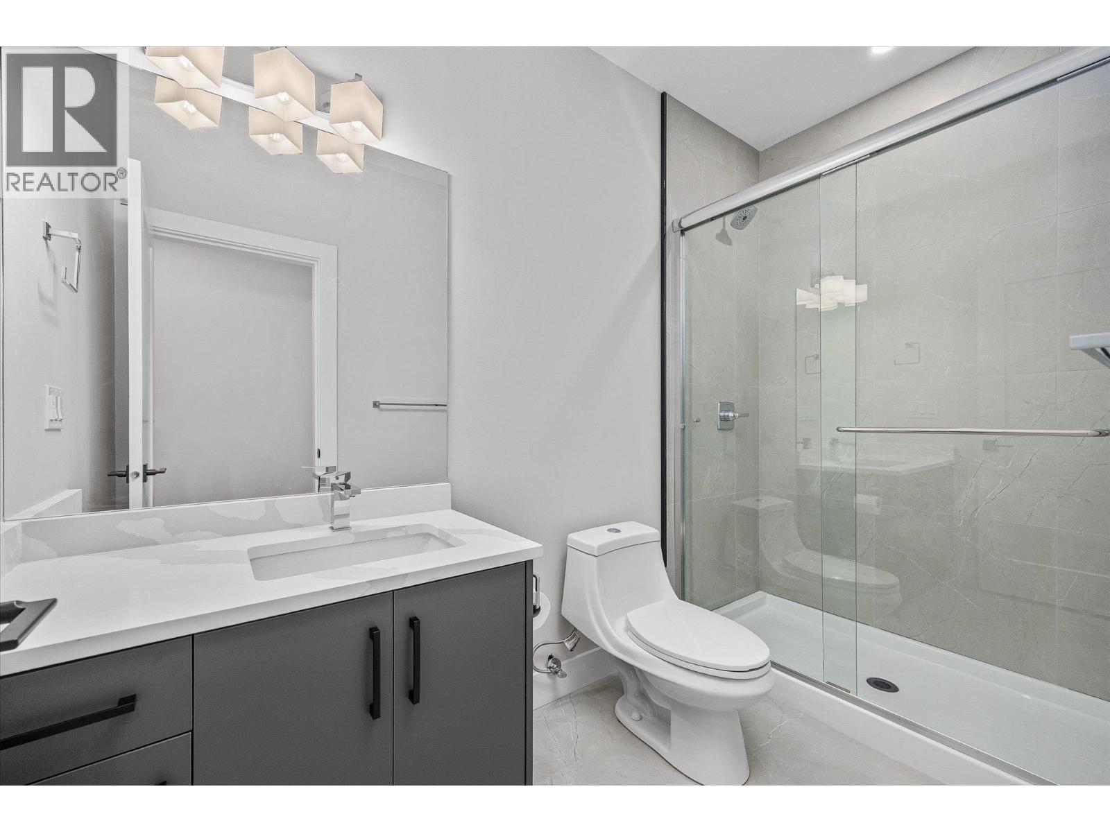  1675 HARBOUR VIEW Crescent, West Kelowna