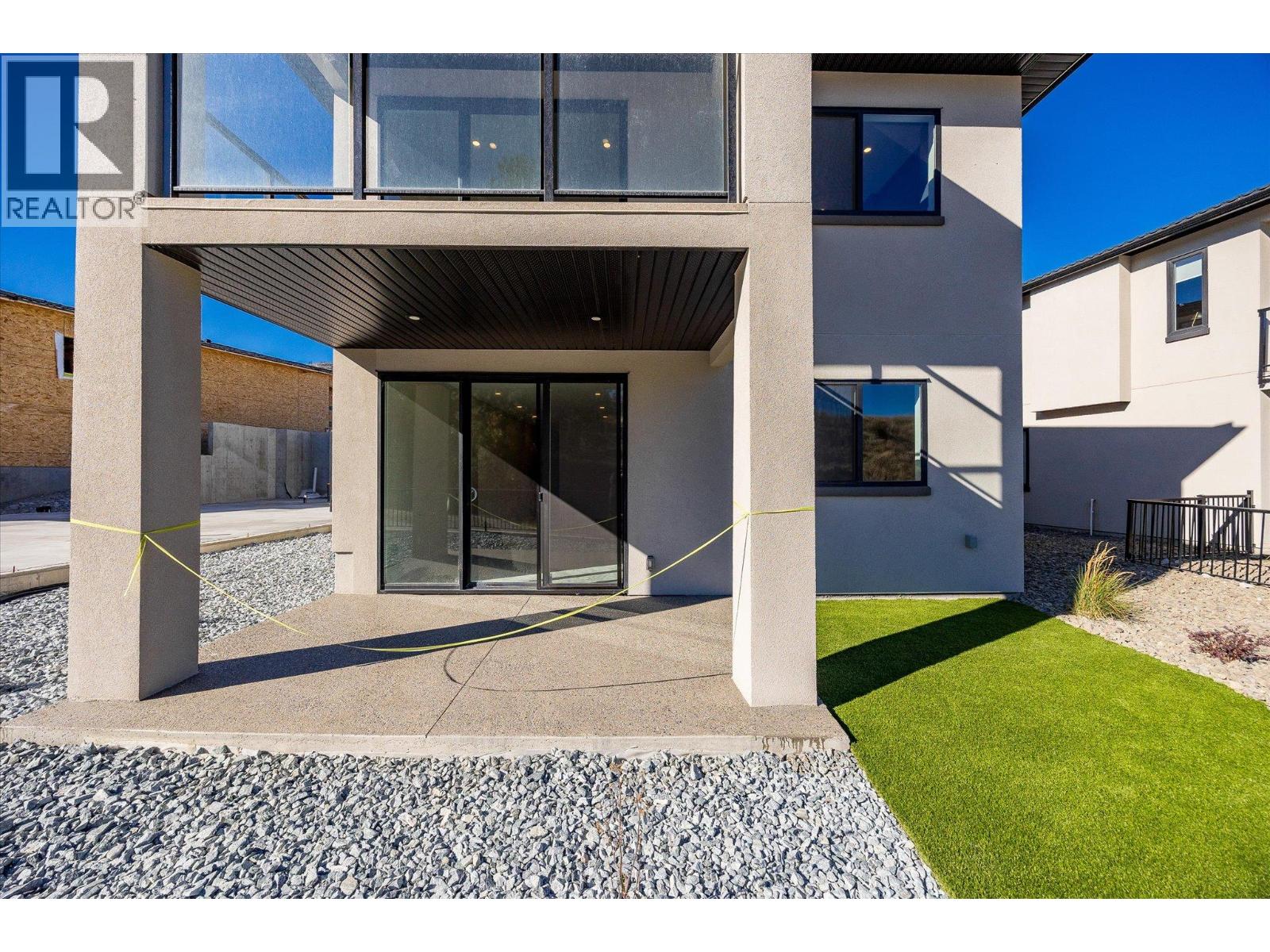  1675 HARBOUR VIEW Crescent, West Kelowna