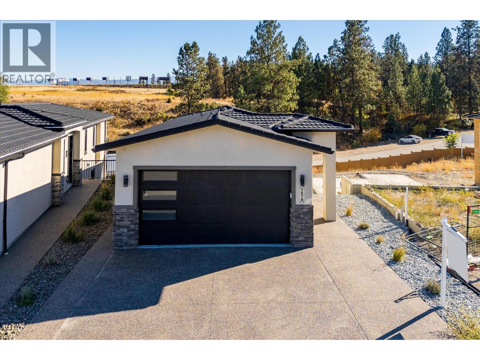  1675 HARBOUR VIEW Crescent, West Kelowna
