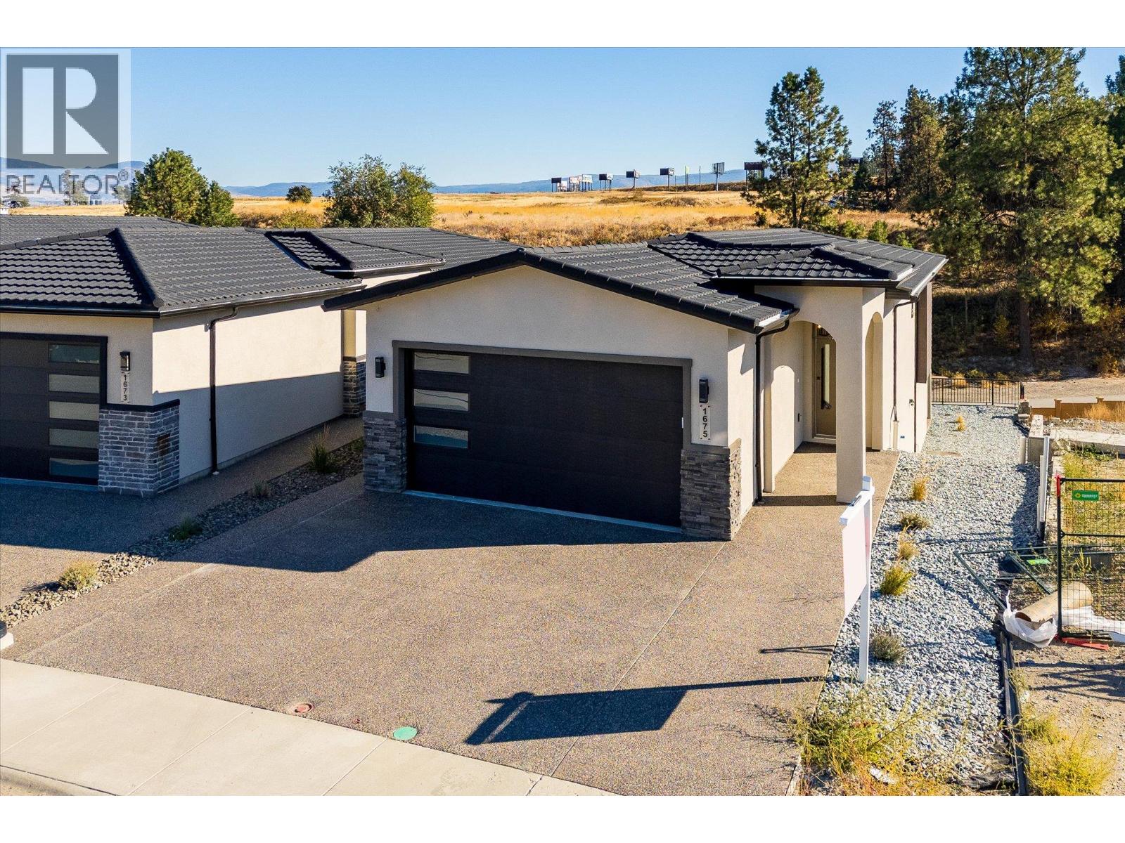  1675 HARBOUR VIEW Crescent, West Kelowna