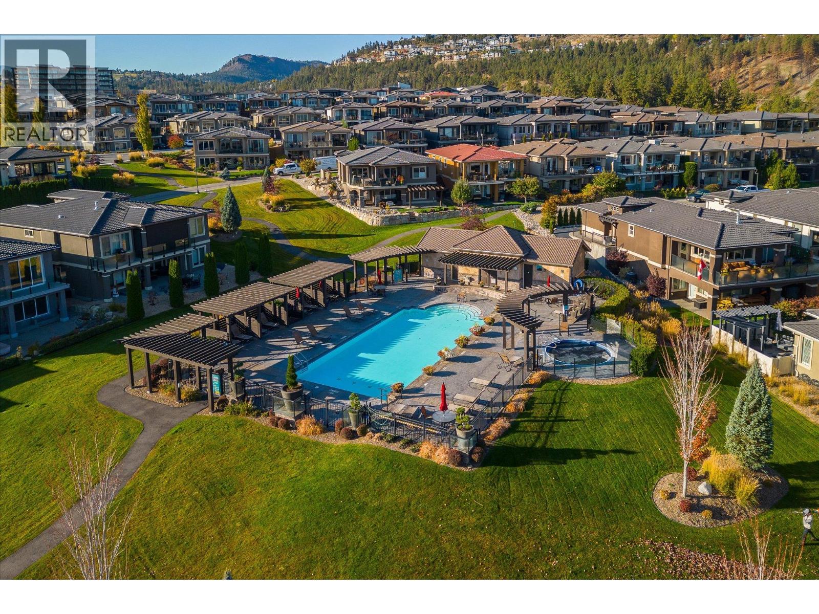  1675 HARBOUR VIEW Crescent, West Kelowna