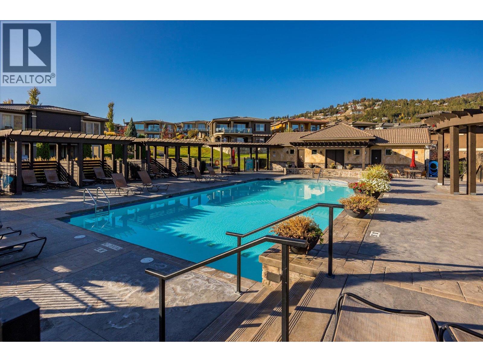  1675 HARBOUR VIEW Crescent, West Kelowna