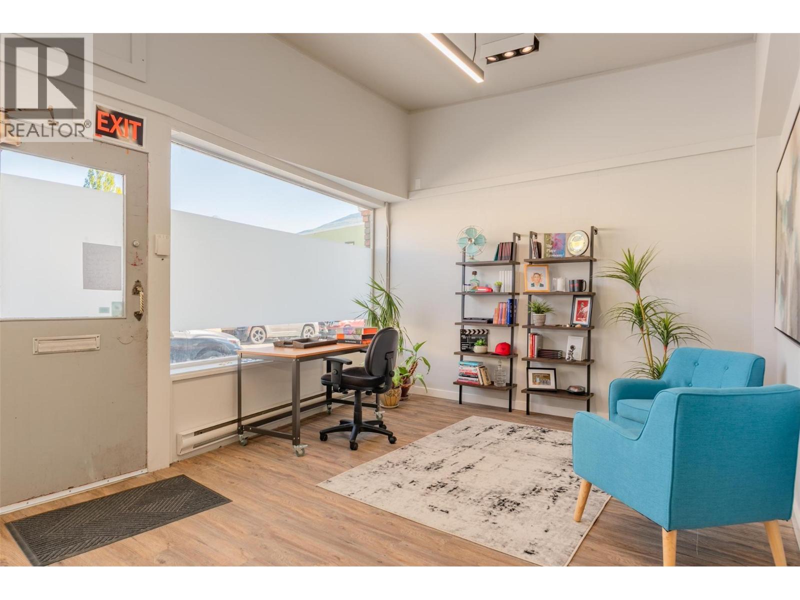  415 FRONT Street, Kaslo