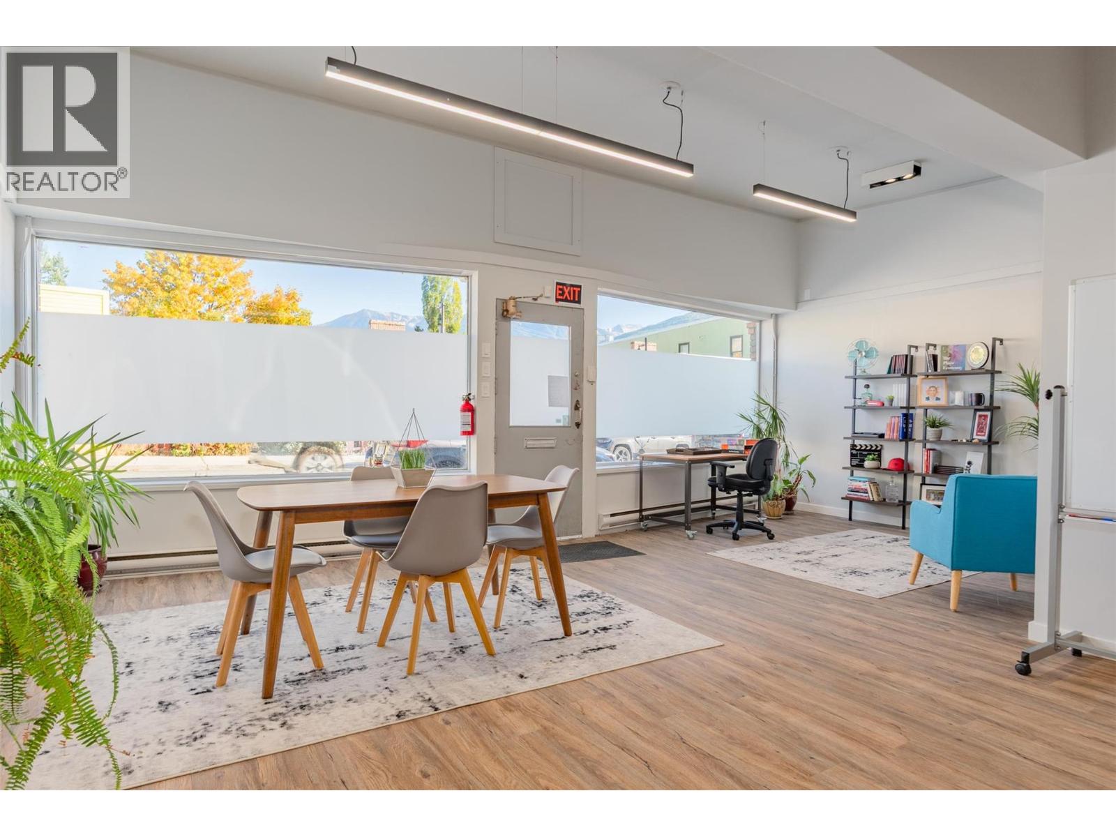  415 FRONT Street, Kaslo