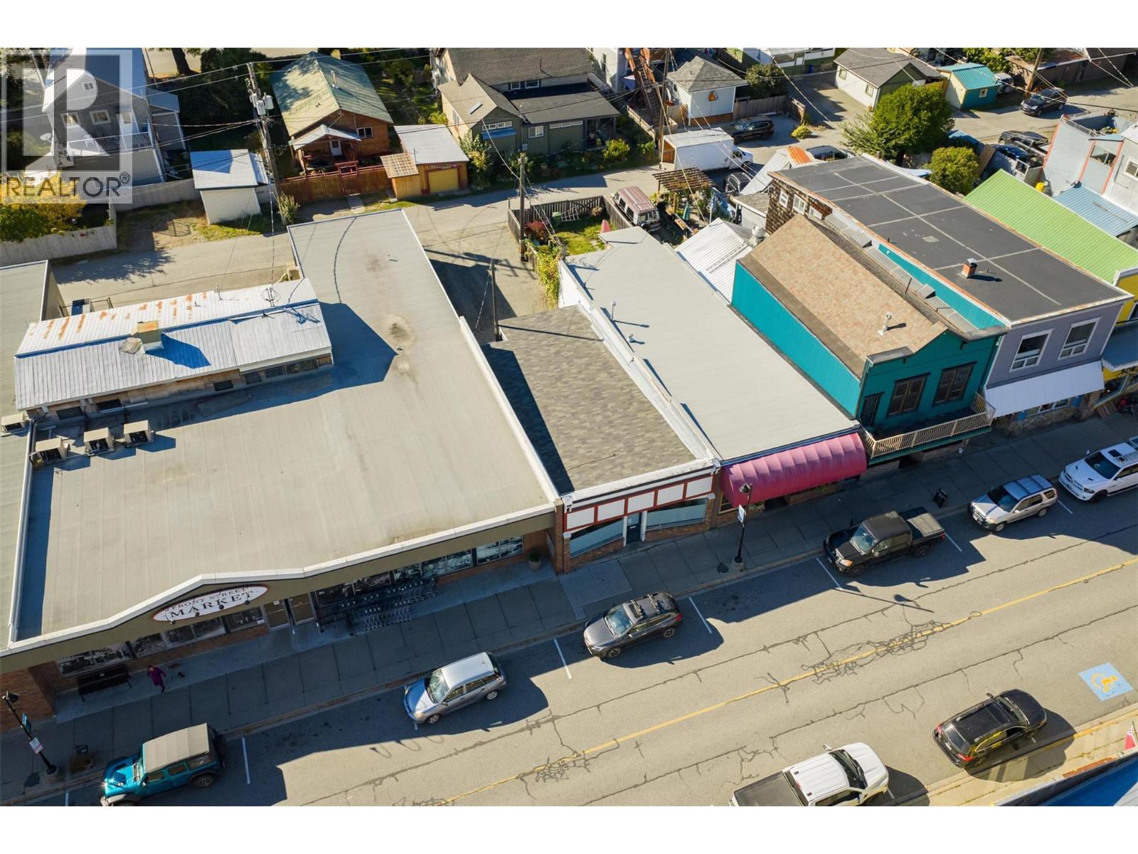  415 FRONT Street, Kaslo