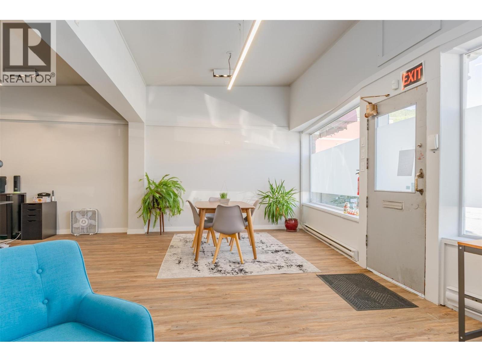  415 FRONT Street, Kaslo