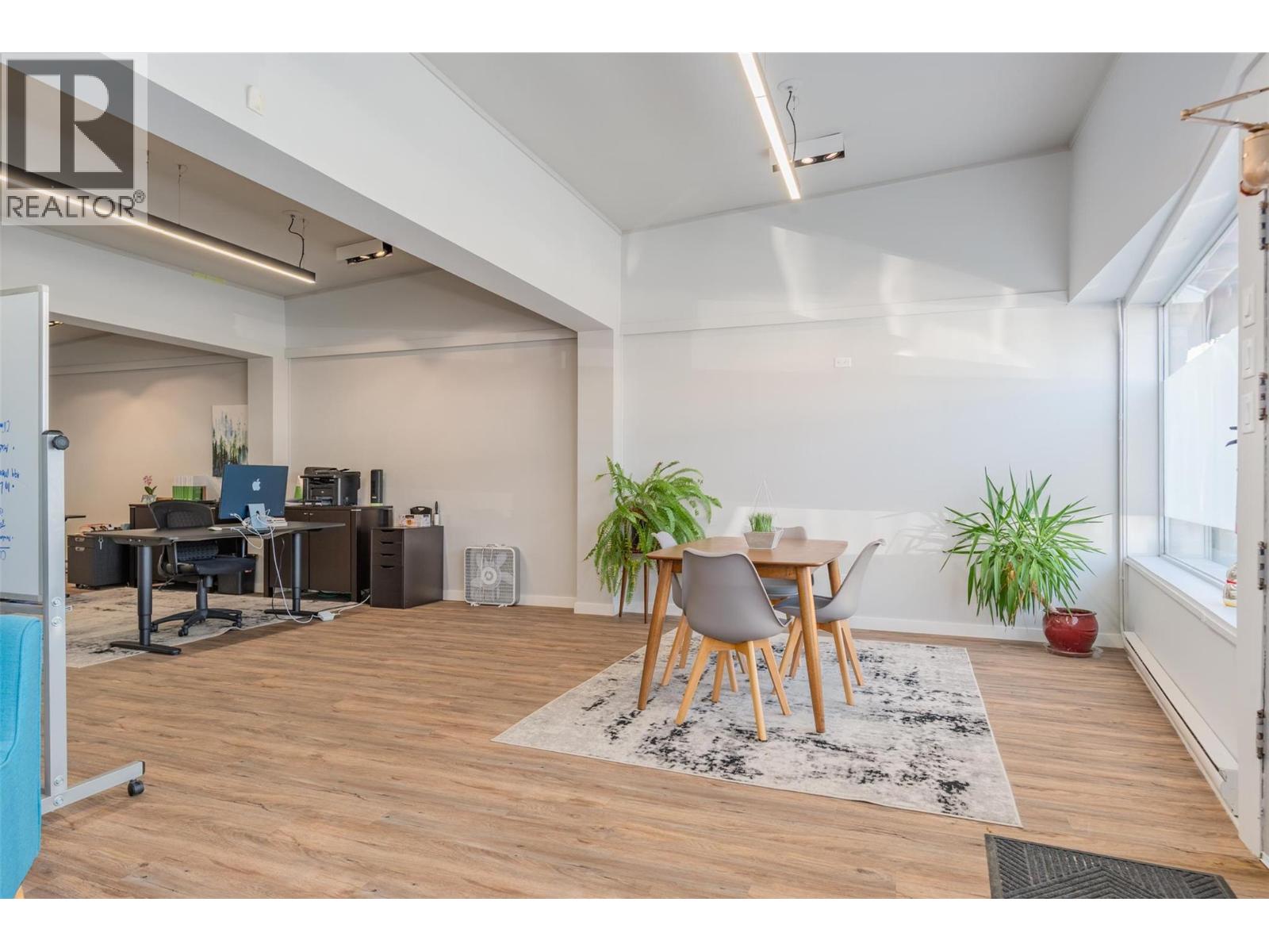  415 FRONT Street, Kaslo