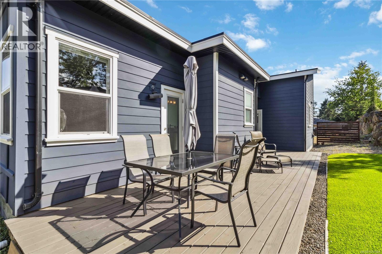 936 Aqua Crt, Langford