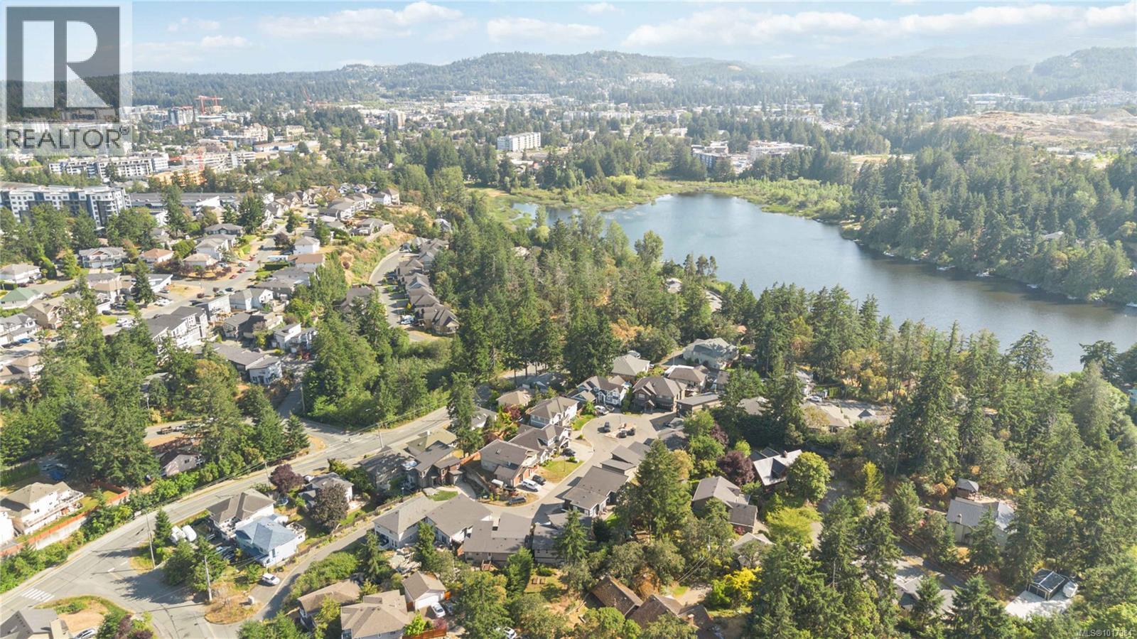 936 Aqua Crt, Langford