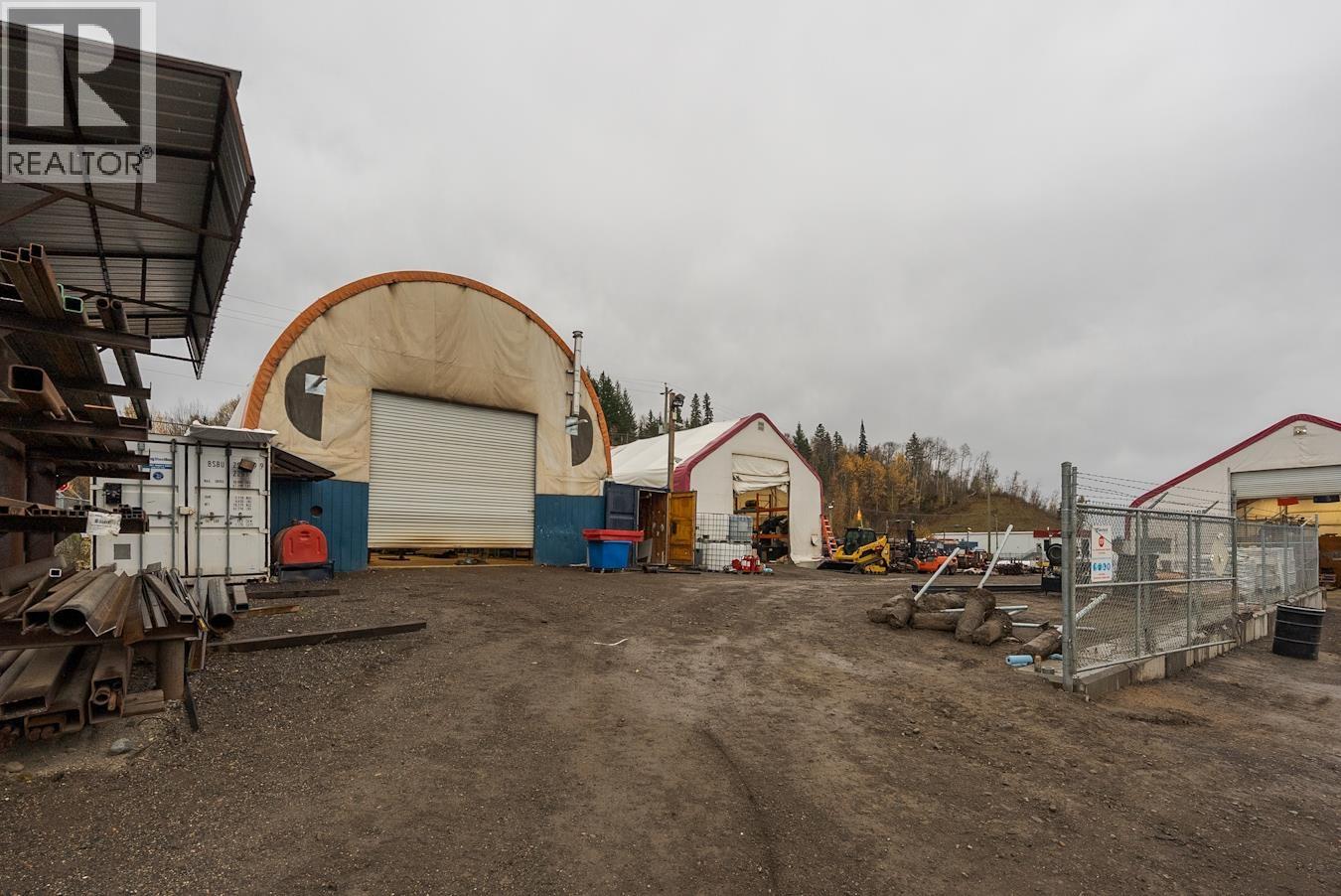 Photo 12 of 40 — 5052 HARTWAY DRIVE · Prince George, BC