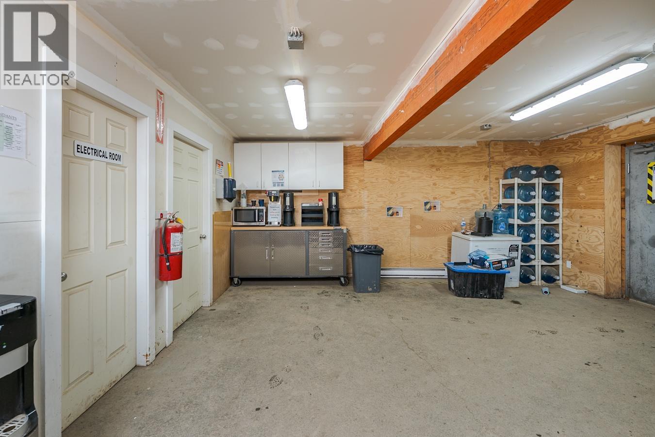 5052 HARTWAY DRIVE, Prince George