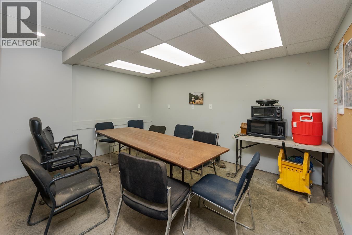 5052 HARTWAY DRIVE, Prince George