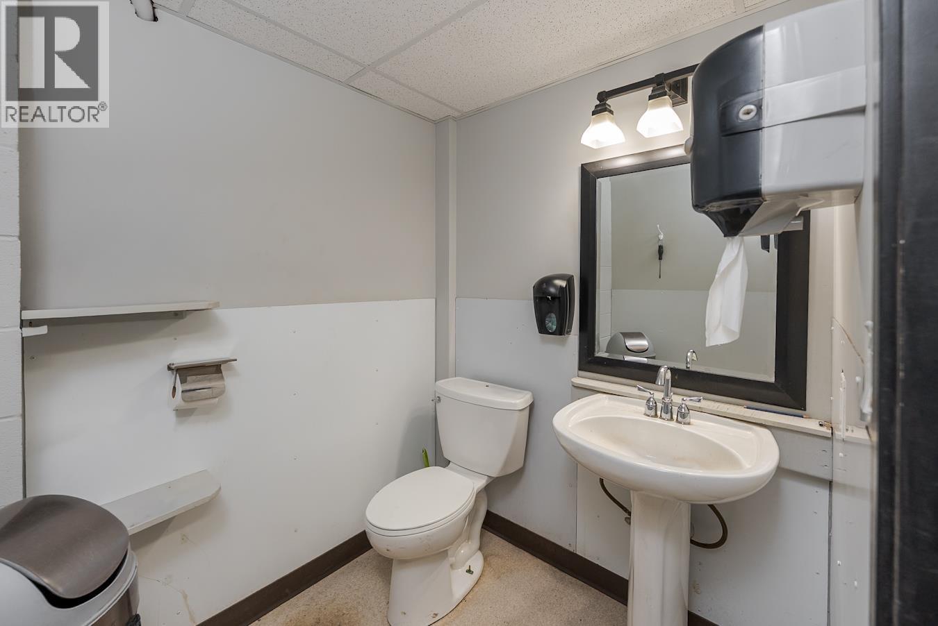 5052 HARTWAY DRIVE, Prince George