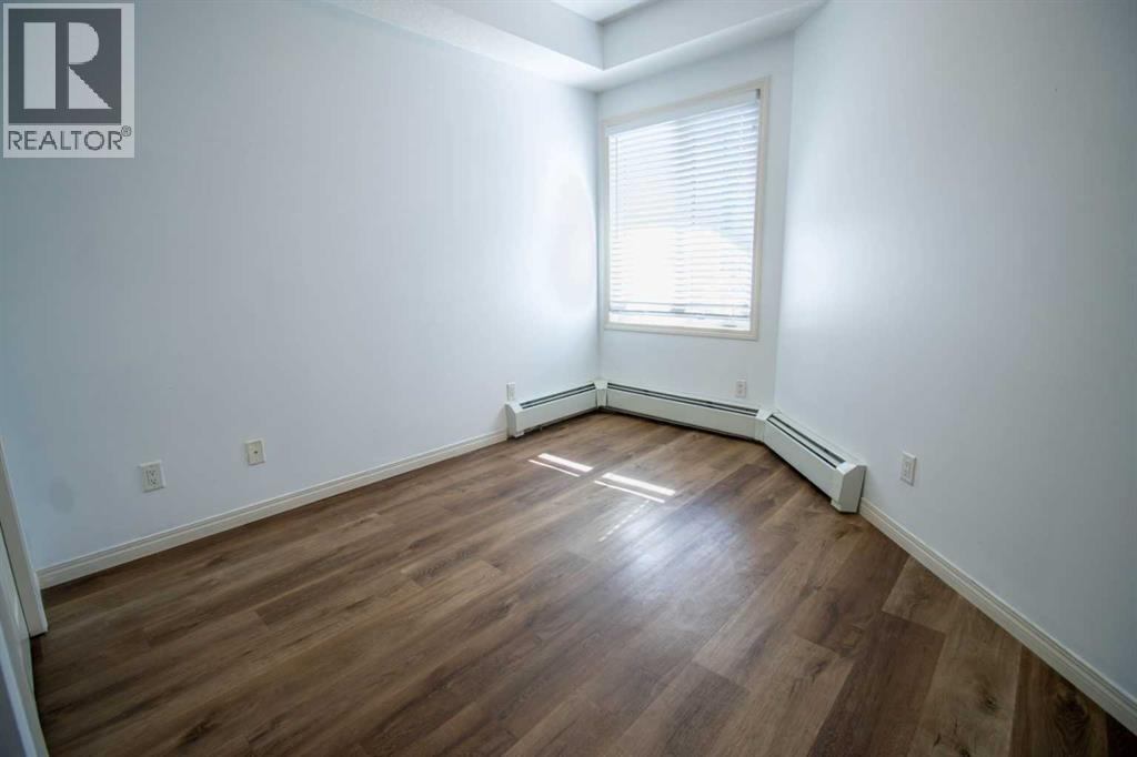 Single Family House for Sale in   Sherwood Boulevard NW Sherwood Calgary 