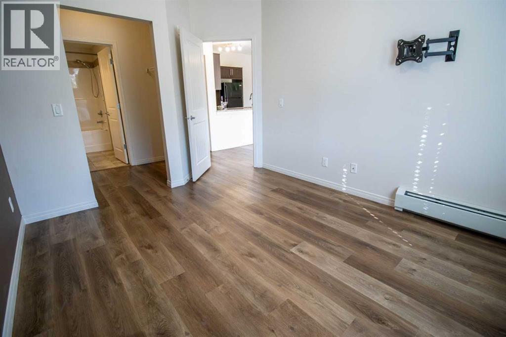 Single Family House for Sale in   Sherwood Boulevard NW Sherwood Calgary 