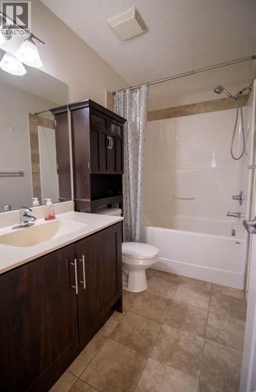 Single Family House for Sale in   Sherwood Boulevard NW Sherwood Calgary 