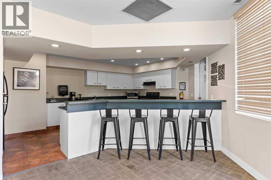 Single Family House for Sale in   Edenwold Heights NW Edgemont Calgary 