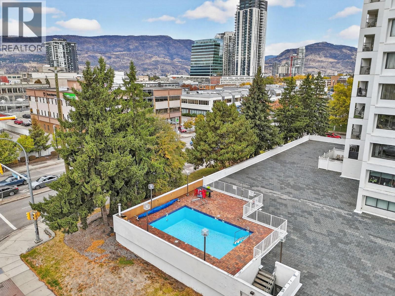 1006 737 Leon Avenue, Kelowna