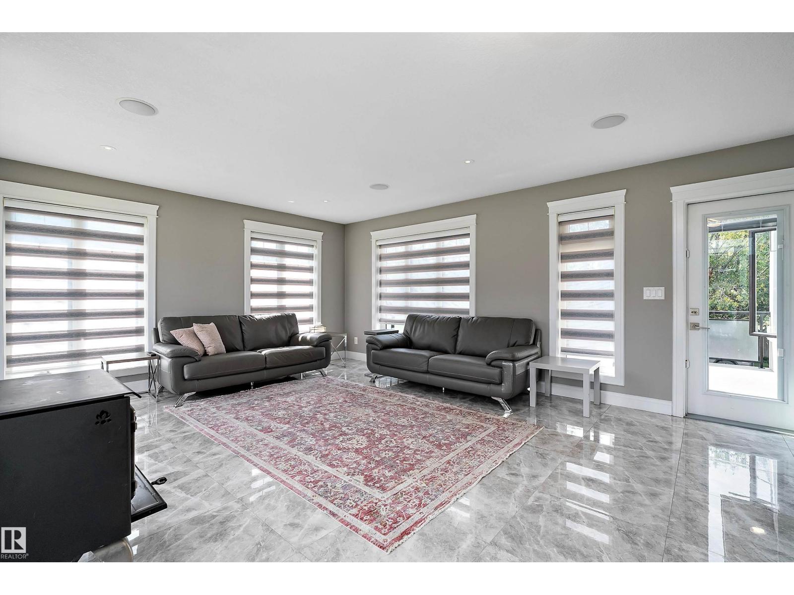 #9B 54231 Range Road 250, Rural Sturgeon County