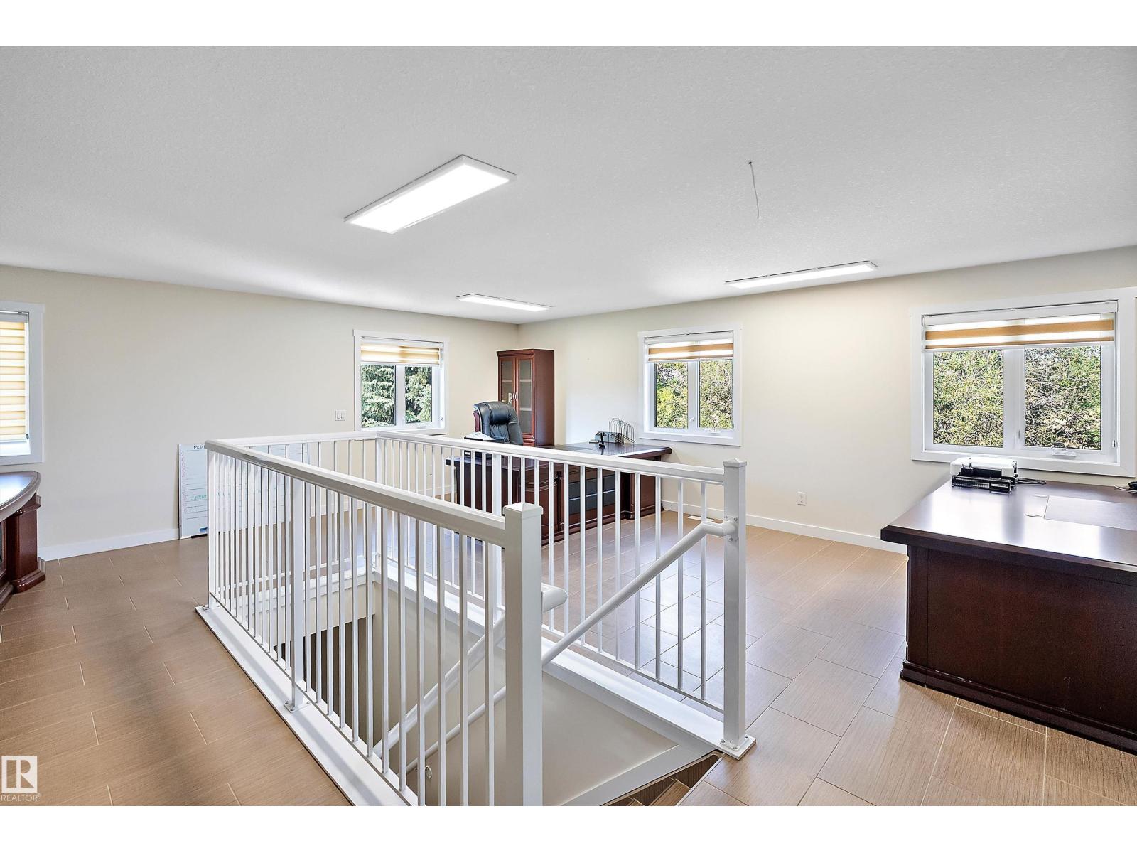 #9B 54231 Range Road 250, Rural Sturgeon County