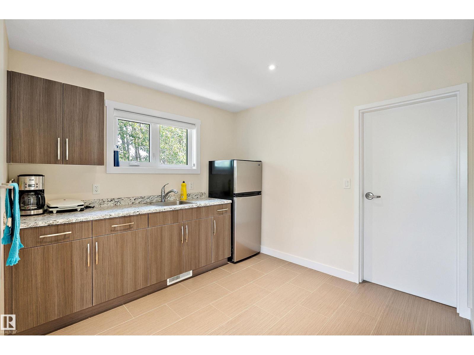 #9B 54231 Range Road 250, Rural Sturgeon County