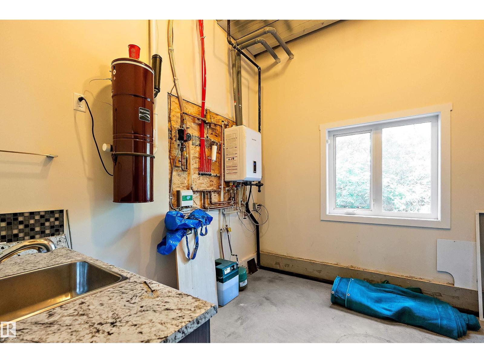 #9B 54231 Range Road 250, Rural Sturgeon County