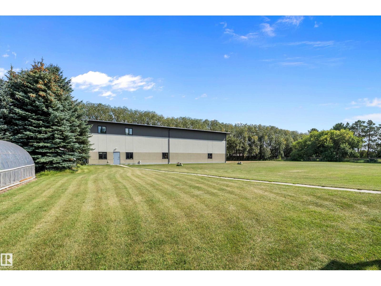 #9B 54231 Range Road 250, Rural Sturgeon County