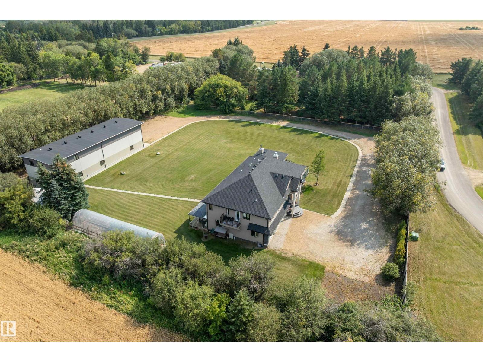 #9B 54231 Range Road 250, Rural Sturgeon County