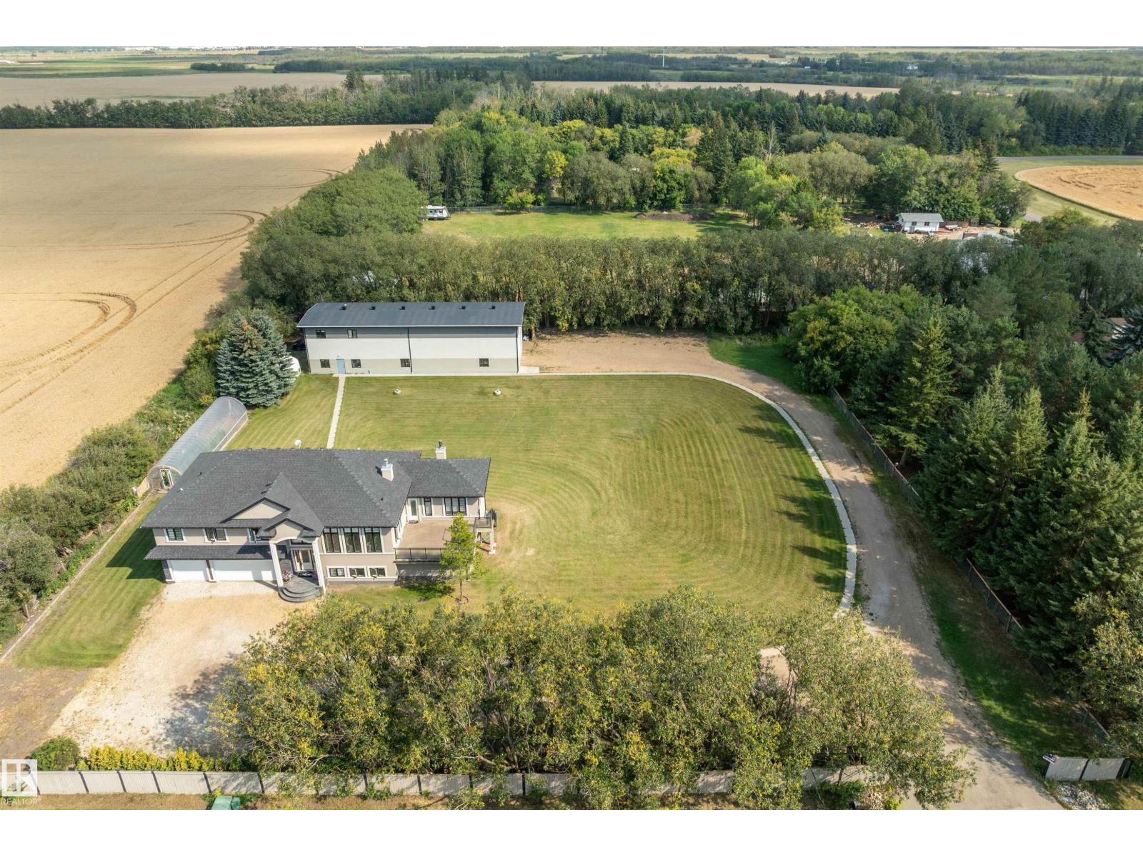 #9B 54231 Range Road 250, Rural Sturgeon County