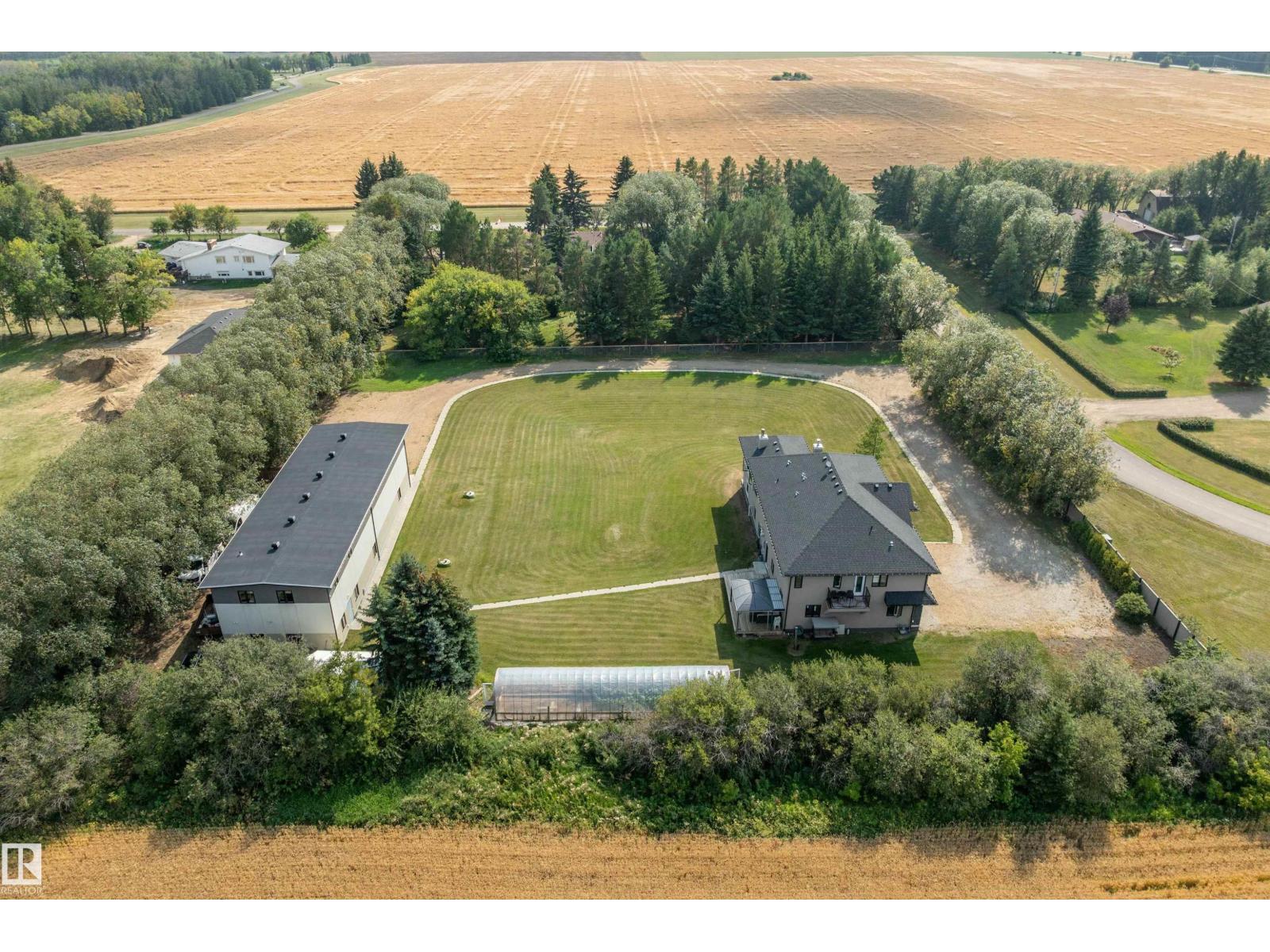 #9B 54231 Range Road 250, Rural Sturgeon County