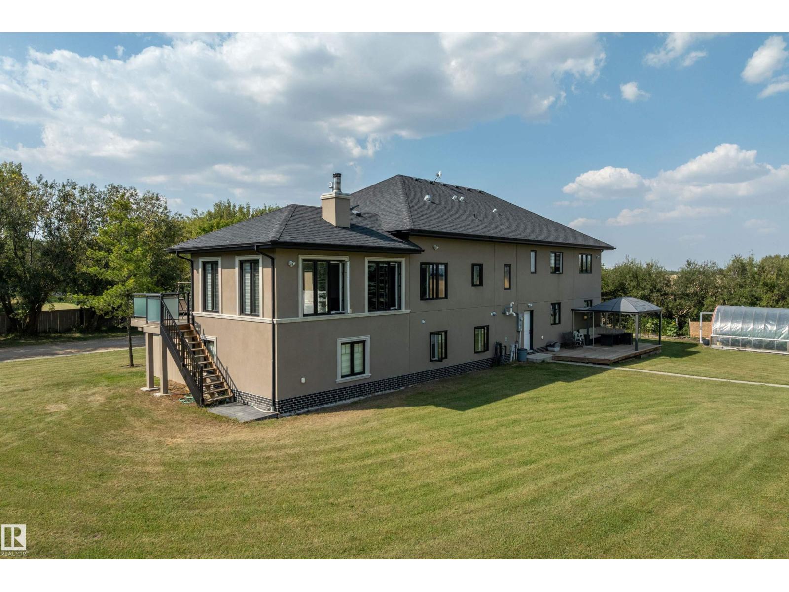 #9B 54231 Range Road 250, Rural Sturgeon County
